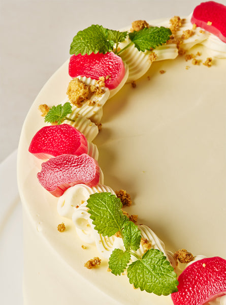 Gâteau à la rhubarbe et aux amandes